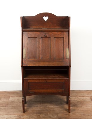 Lot 85 - Arts & Crafts Oak bureau, the galleried top...