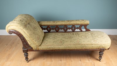 Lot 391 - A Victorian rosewood-framed chaise longue