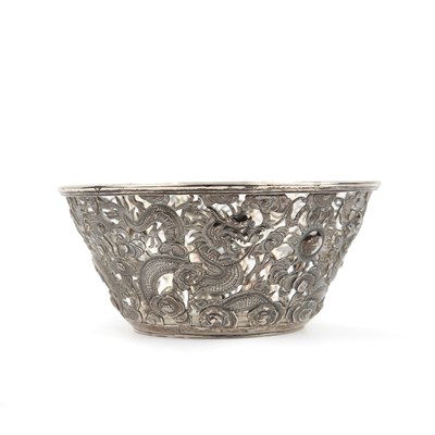 Lot Wang Hing white metal/silver filigree dragon...