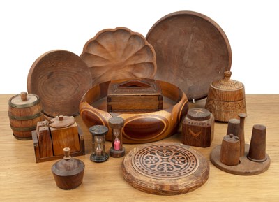 Lot 24 - Collection of various treen To include: treen...