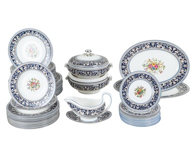 Lot 1075 - A Wedgwood Florentine pattern part dinner service