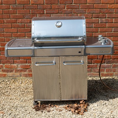 Lot 1334 - A large steel Genesis gas-fired barbecue