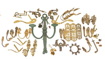 Lot 216 - A collection of brass and gilt brass