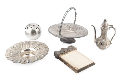 Lot 663 - A large collection of silver plated items, to...