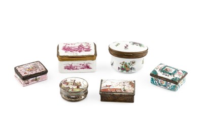 Lot 532 - A 19th century Continental porcelain oval...