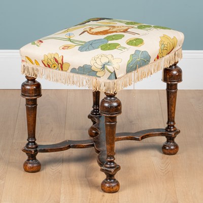 Lot 1021 - A 17th century-style oak stool