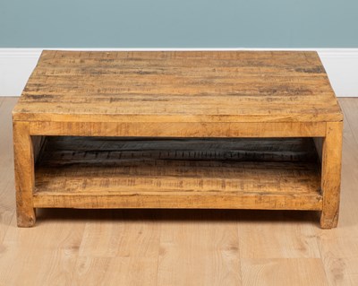 Lot 253 - A Contemporary hardwood coffee table