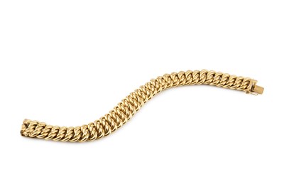 Lot 4 - A yellow precious metal fancy-link bracelet,...