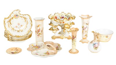 Lot 101 - A group of Royal Worcester and other ceramics