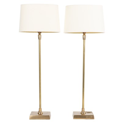 Lot 117 - A pair of brass table lamps
