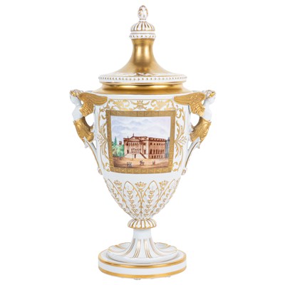 Lot 438 - A Dresden porcelain lidded vase, c.1900
