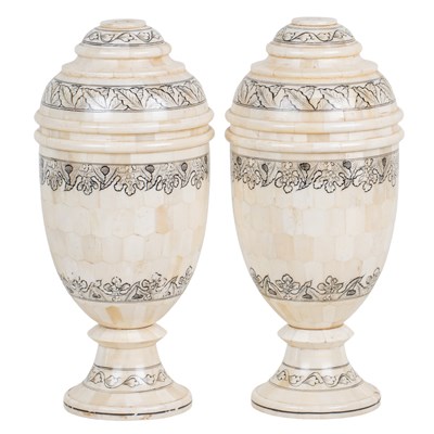 Lot 18 - A pair of Rajasthan bone-veneered lidded finials