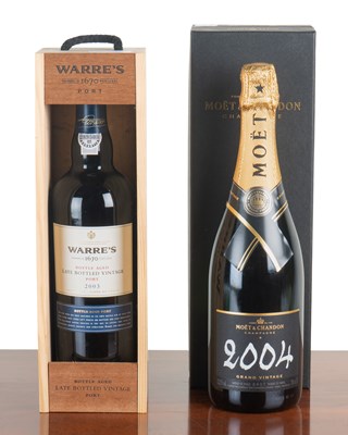 Lot 1391 - Moët & Chandon Grand Vintage Collection 2004, together with a bottle of Warre's port