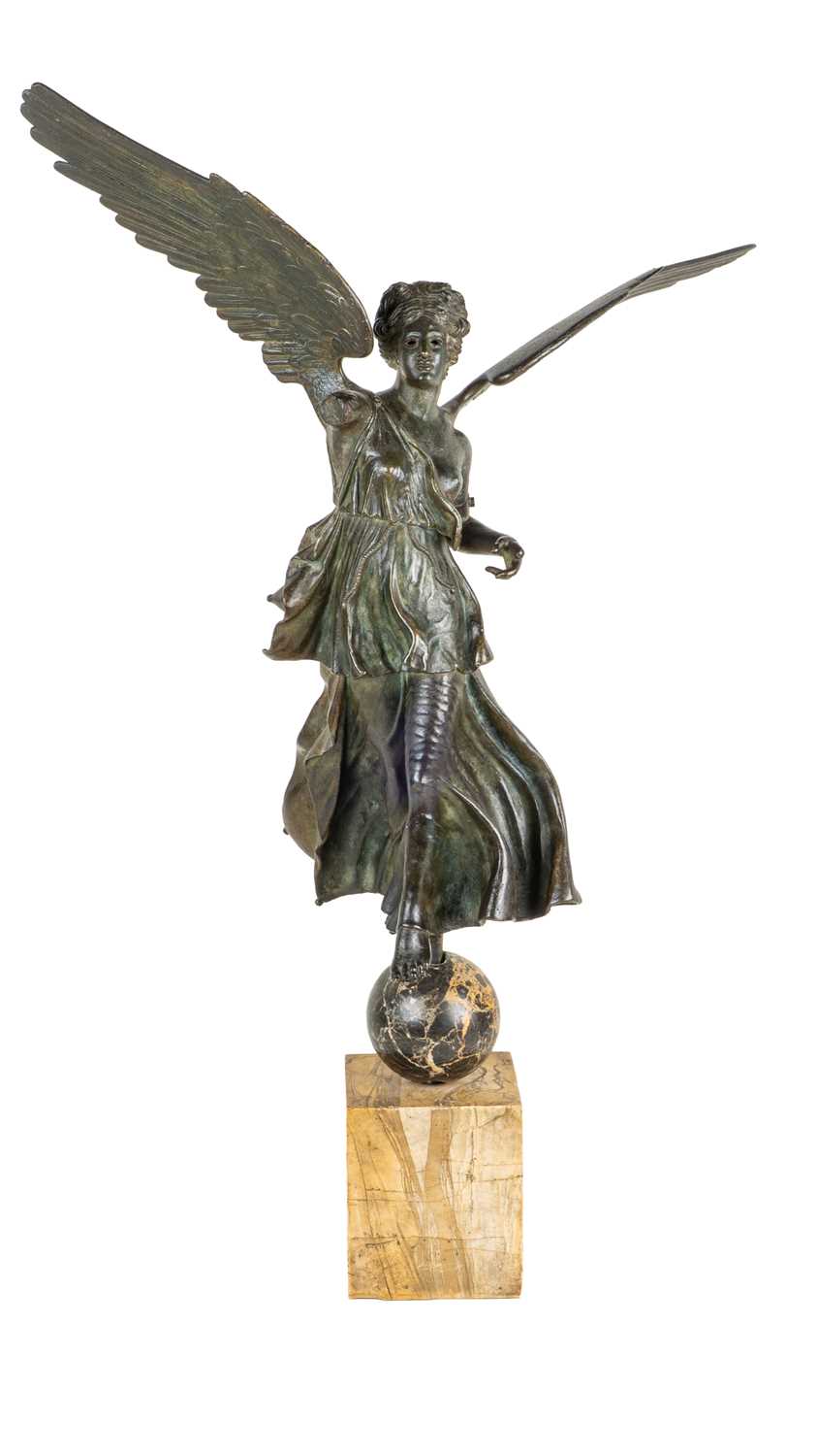 Lot 2 - A Neapolitan grand tour bronze figure of Nike