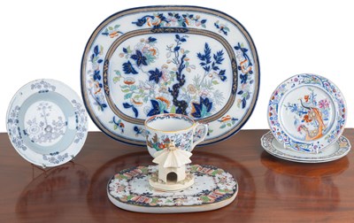 Lot 1092 - A Liverpool Delftware bowl, together with further ceramics