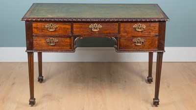 Lot 544 - An Edwardian mahogany writing desk
