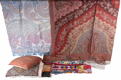 Lot 499 - A group of antique Indian paisley and other throws