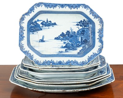 Lot 29 - A collection of Chinese blue and white porcelain