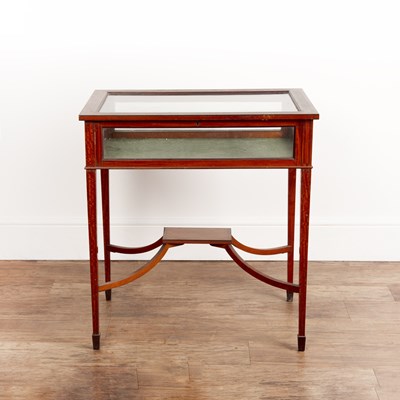 Lot 12 - Satinwood and inlaid bijouterie table...