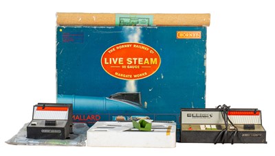 Lot 1325 - A Hornby OO gauge Live Steam R1041 Class A4 4-6-2 LNER Mallard