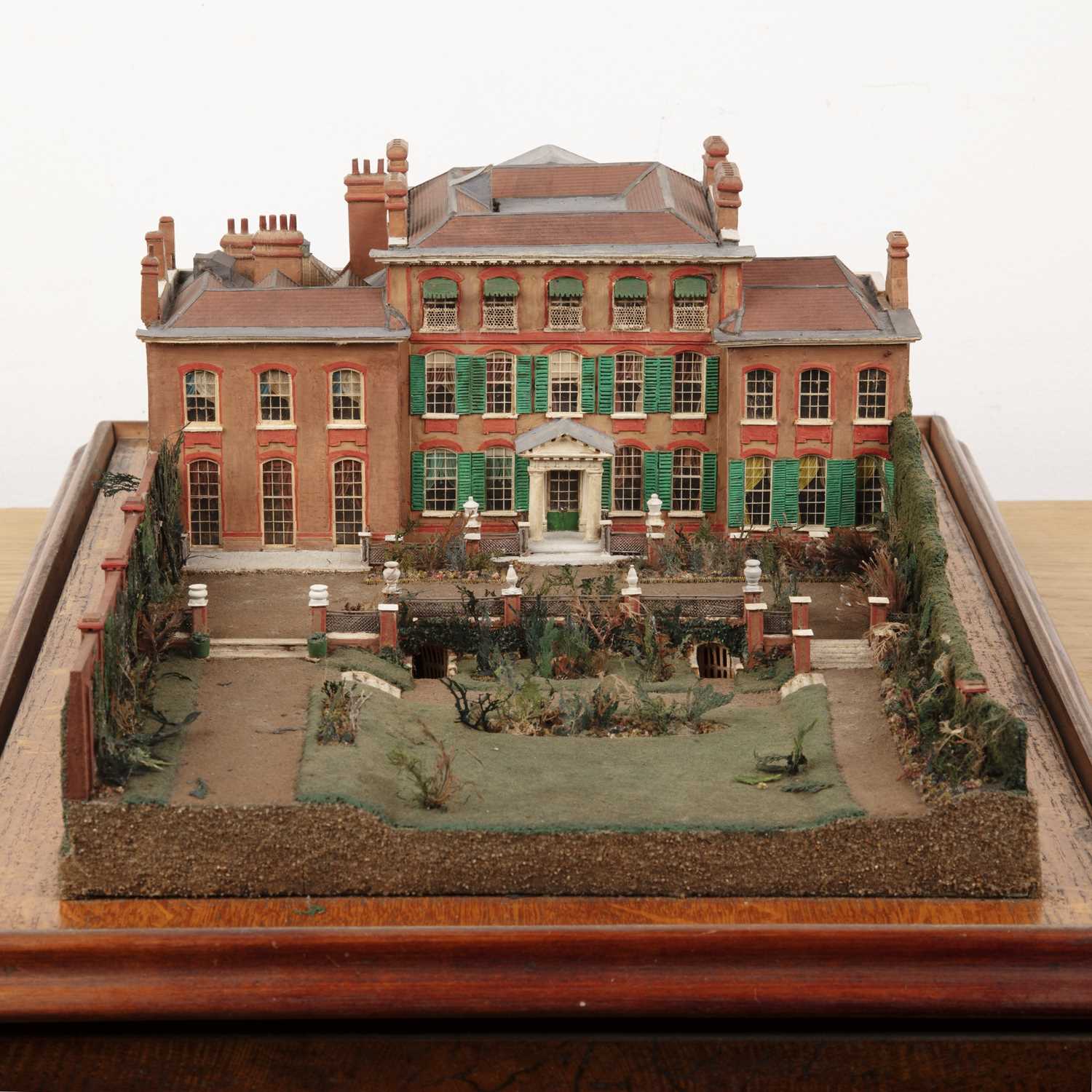 Lot 19 - Diorama model of a classical country house...
