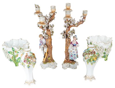 Lot 443 - A group of Continental flower-encrusted ceramics