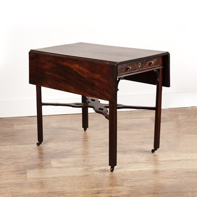 Lot 32 - Mahogany drop-leaf pembroke table circa 1800,...