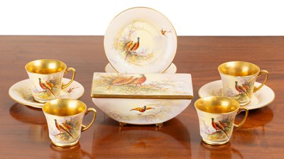 Lot 446 - A group of hand-painted Crown Devon pottery