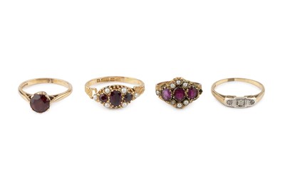 Lot 59 - A late Victorian garnet and half pearl dress...