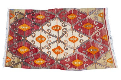 Lot 1015 - A 20th century hand-woven Anatolian-style Kilim
