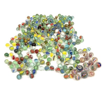 Lot 233 - Quantity of Victorian and later marbles
