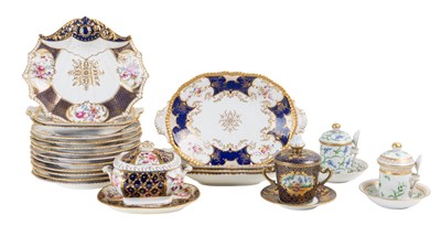 Lot 428 - A collection of 19th and early 20th century porcelain