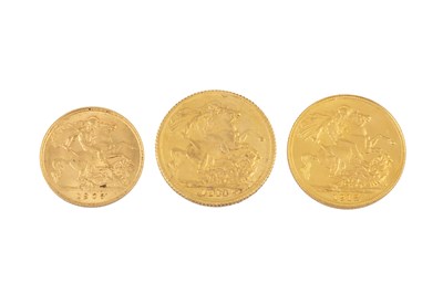 Lot 357 - Two George V sovereigns, dated 1911 and 1918,...