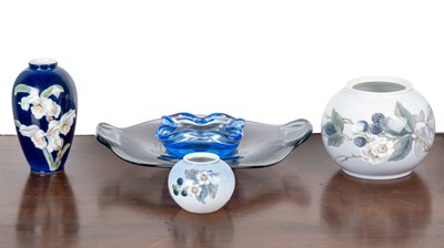 Lot 474 - A group of Scandinavian ceramics and glass