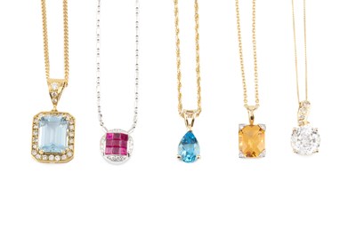 Lot 408 - An aquamarine and diamond cluster pendant on...