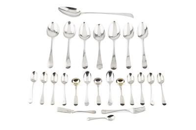 Lot 786 - A George III silver old English pattern...