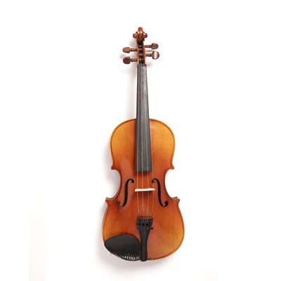 Lot 122 - A 20th century violin, with two piece back, of...