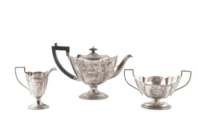 Lot 795 - An Edwardian silver three piece tea service,...