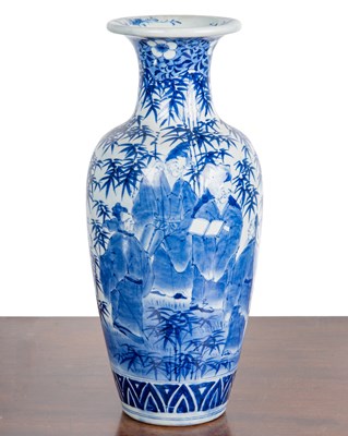 Lot 419 - A 19th century Japanese porcelain vase