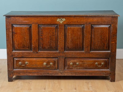 Lot 41 - An oak mule chest