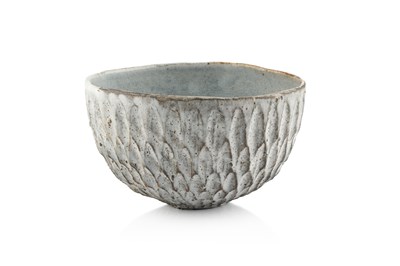 Lot 489 - Akiko Hirai (b.1970) Bowl dry kohiki stoneware...