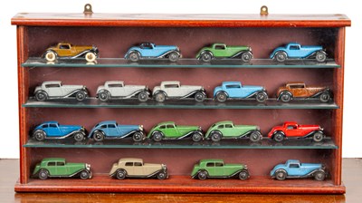 Lot 1320 - A collection of early Dinky diecast models