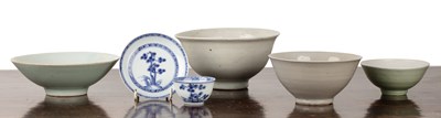 Lot 38 - 'Nanking Cargo' blue and white porcelain tea...
