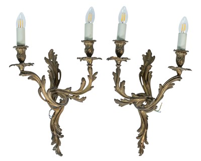 Lot 282 - A pair of wall lights