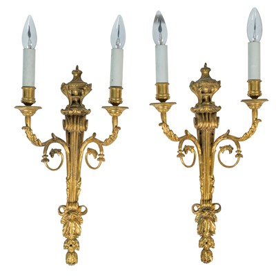 Lot 433 - A pair of neo-classical wall lights