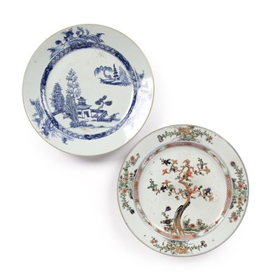 Lot 14 - Blue and white charger and a famille verte...