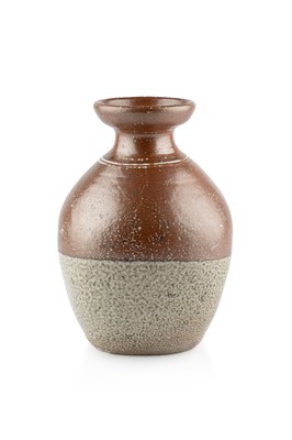 Lot 477 - Richard Batterham (1936-2021) Vase two tone...