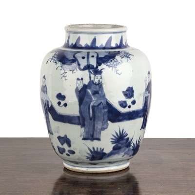 Lot 25 - Blue and white porcelain jar Chinese,...