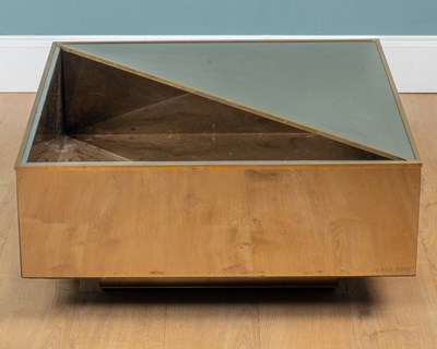 Lot 390 - A Contemporary coffee table