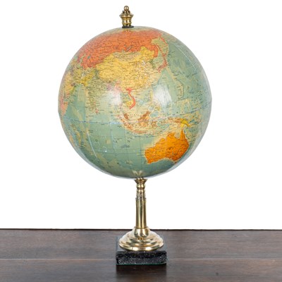 Lot 1239 - A Räth political globe